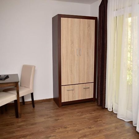 Mikulov v Krusnych Horach Pension U Krbu מראה חיצוני תמונה